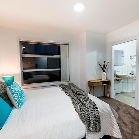 Ulverstone River Edge Holidayapartments חדר תמונה
