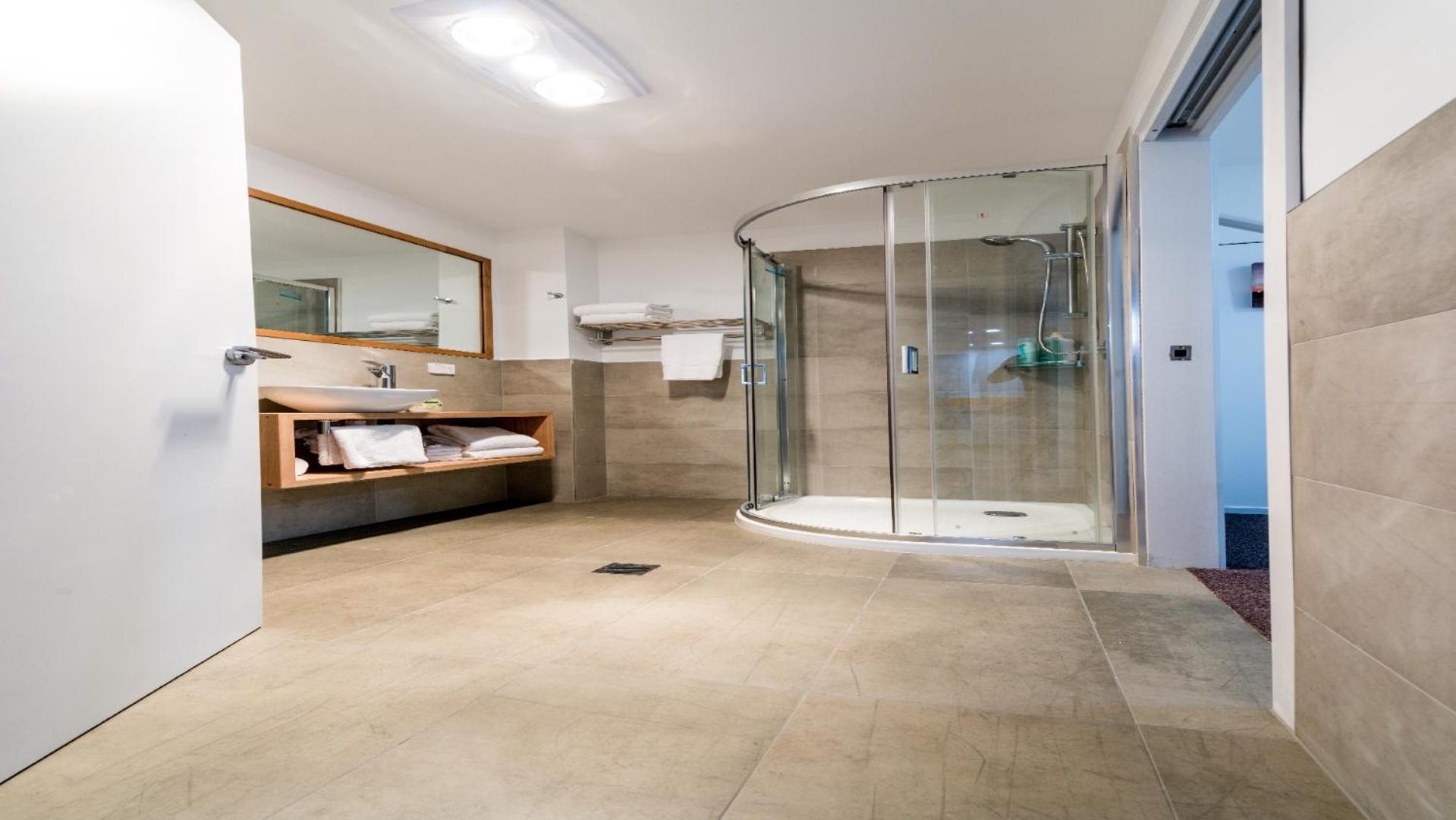 Ulverstone River Edge Holidayapartments חדר תמונה